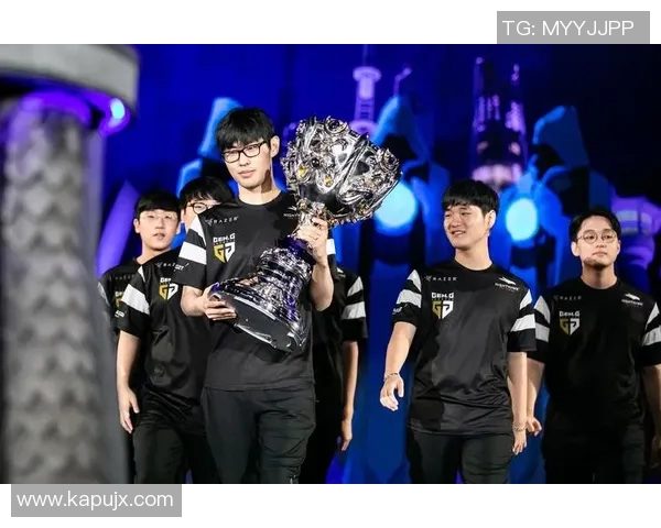 深入解析RNG战队在英雄联盟中的技术策略与战术演变实时新闻